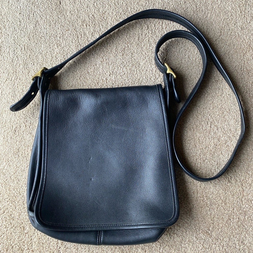 Coach vintage Patricia’s Legacy crossbody black leather purse shoulder bag